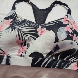 Victoria Sport XL sports bra